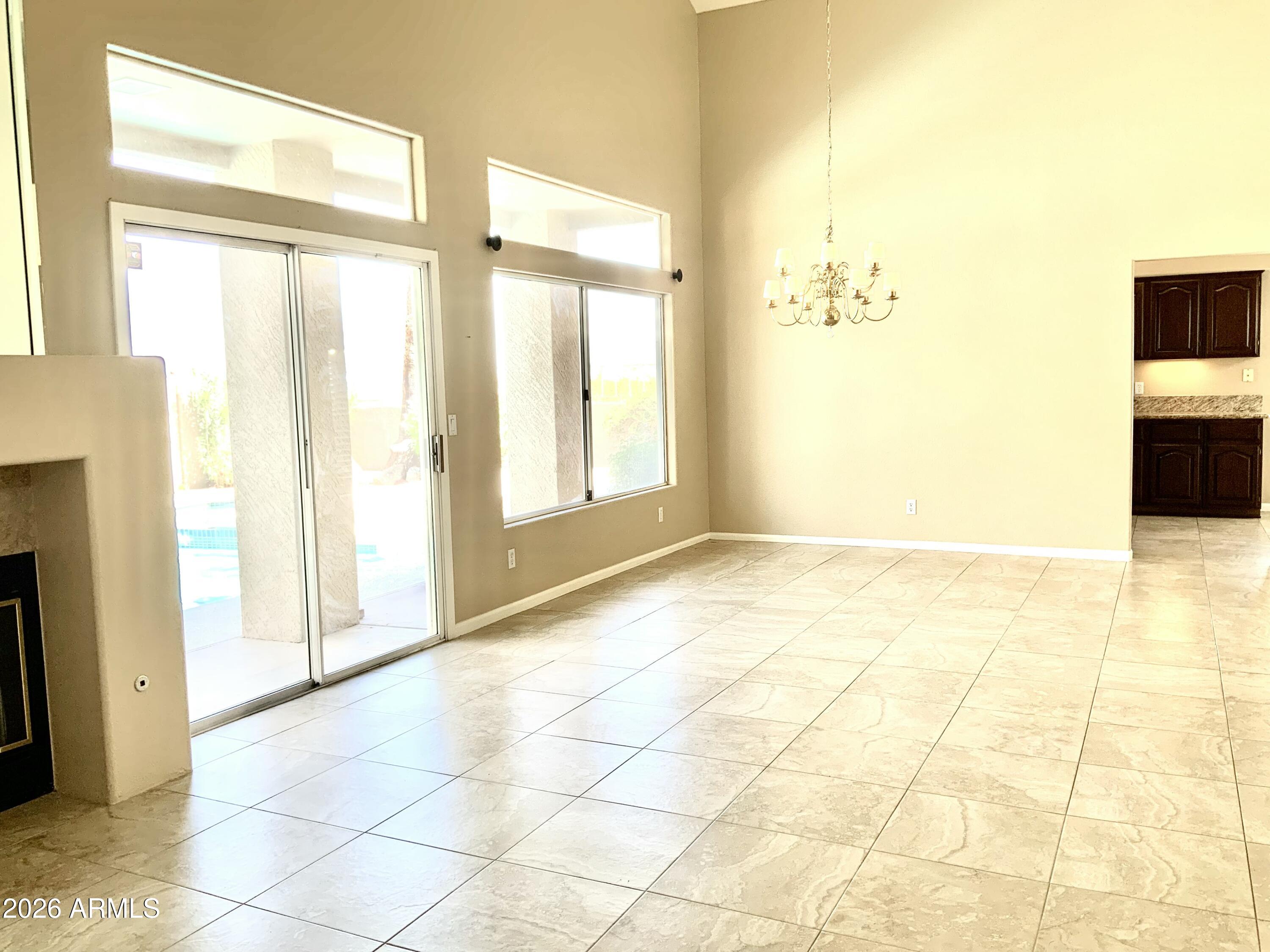 9023 N 107TH Place