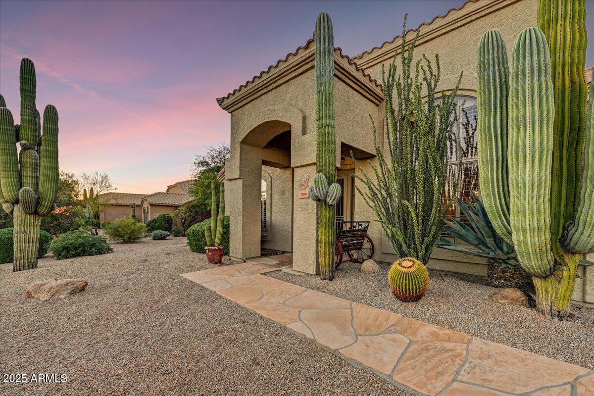 7090 E Morning Vista Lane