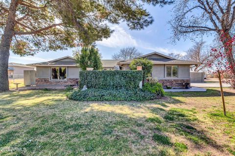 2017 E WILLIS Road Gilbert AZ 85297