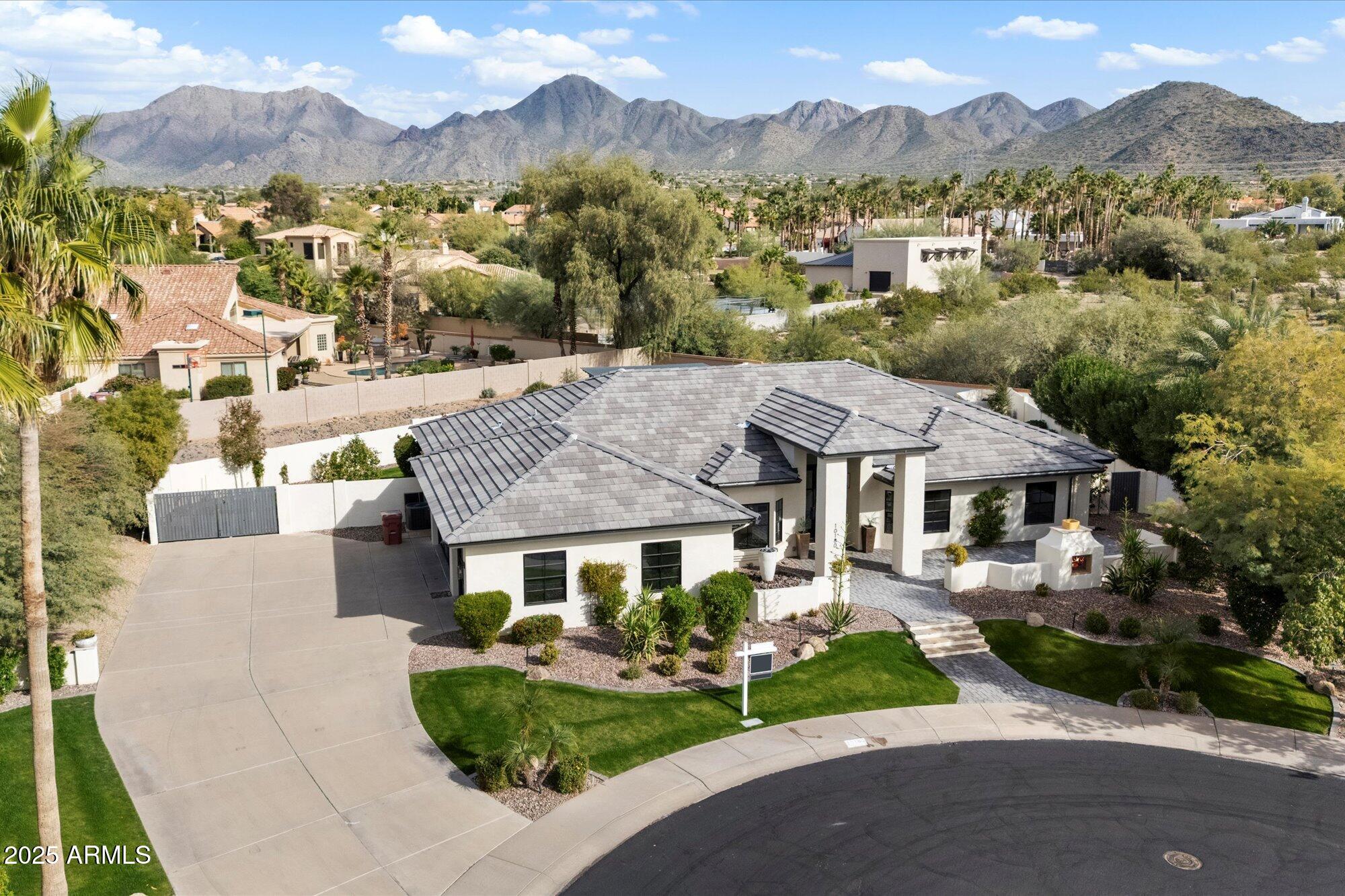 10180 E LARKSPUR Drive