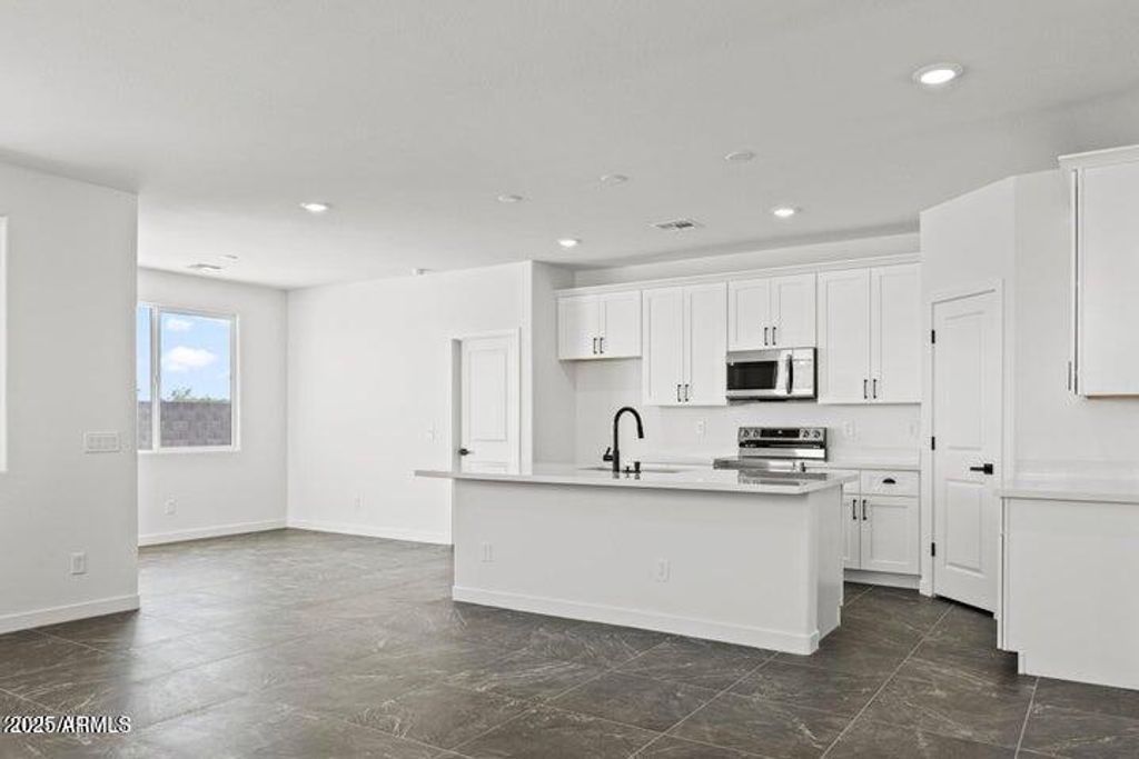 Photo of 3430 W Colusa Drive, Eloy, AZ 85131 (MLS # 6947265)