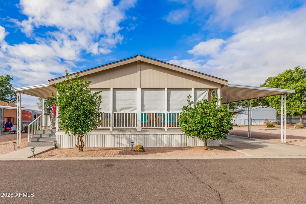 Photo of 2200 N Delaware Drive #77, Apache Junction, AZ 85120 (MLS # 6963203)