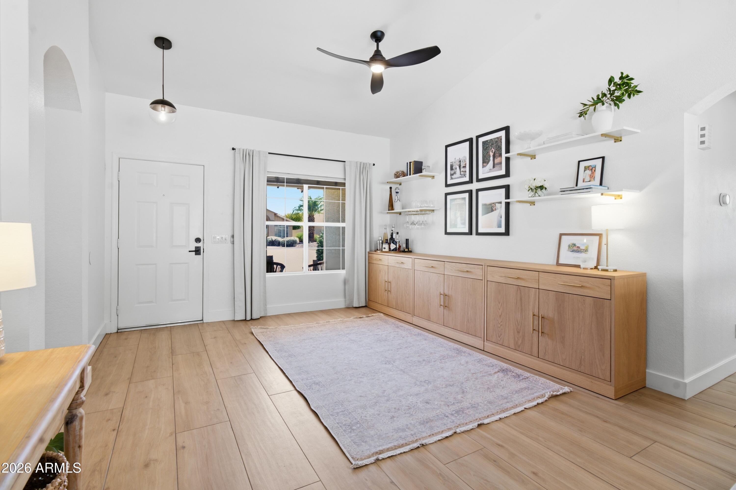 3526 E UTOPIA Road