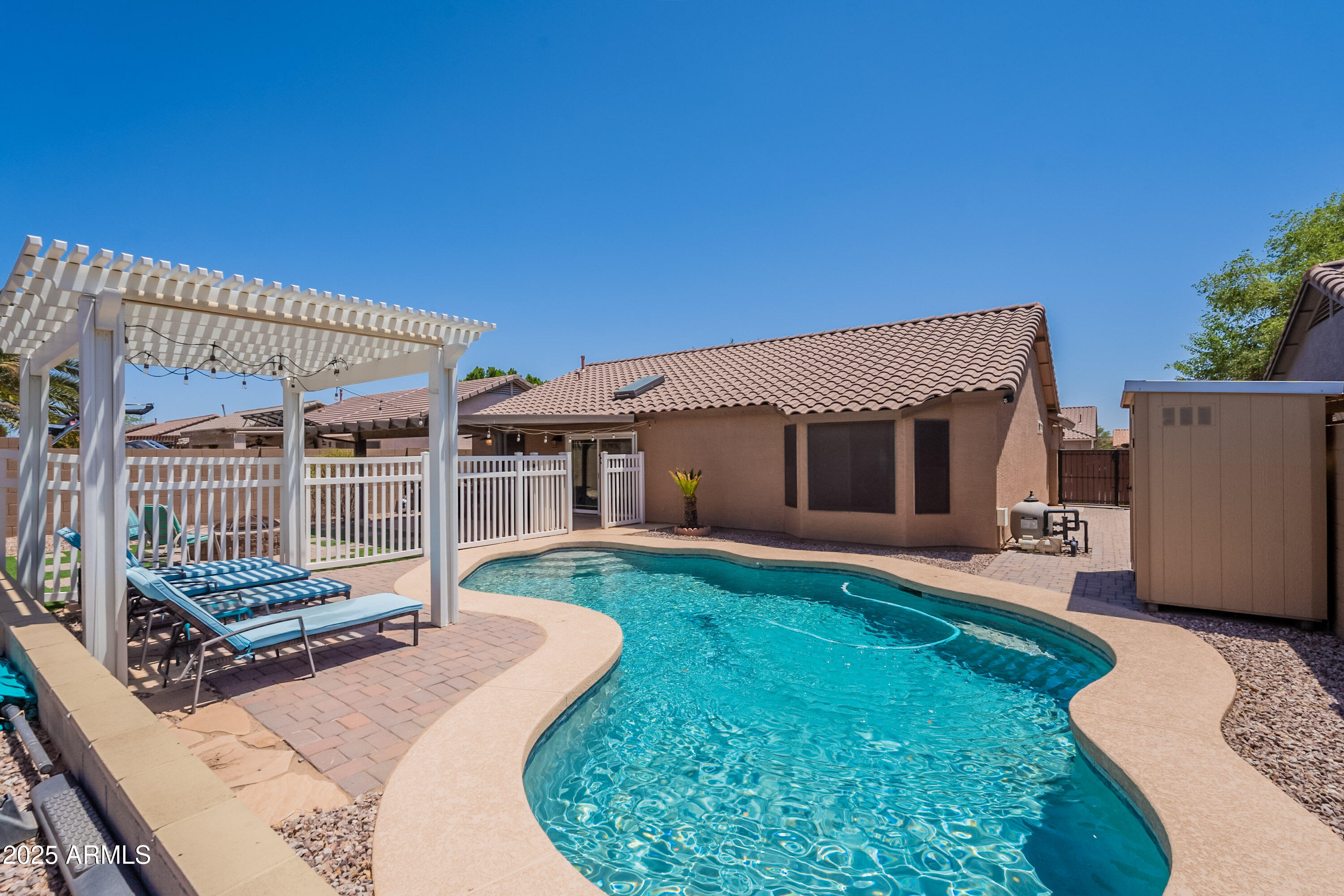 Homes 3 11252 E EDGEWOOD Avenue