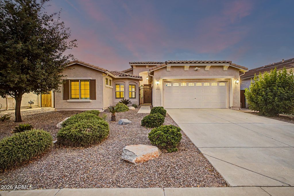 Photo of 2973 E Santa Fe Lane, Gilbert, AZ 85297 (MLS # 7022481)