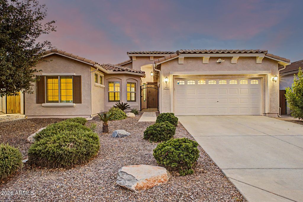 Photo of 2973 E Santa Fe Lane, Gilbert, AZ 85297 (MLS # 7022481)