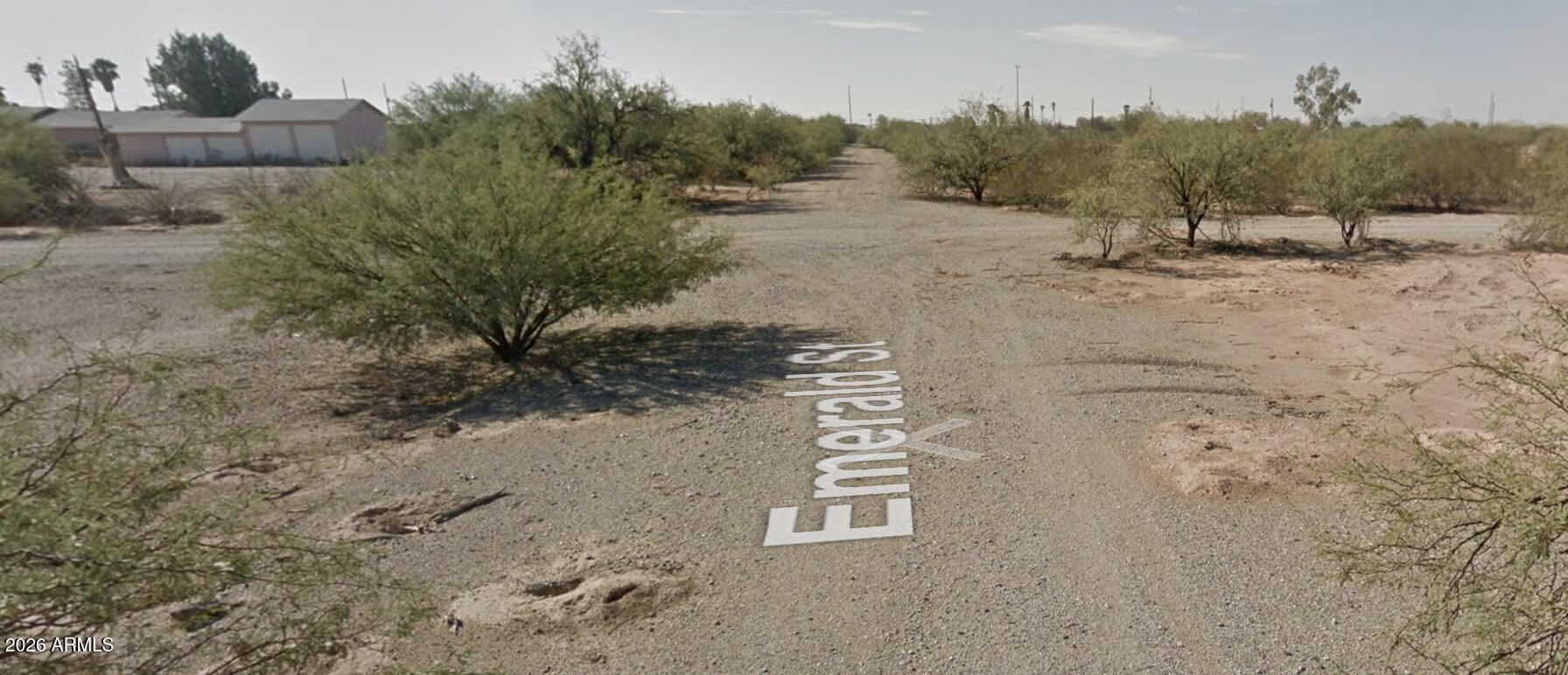 3875 N EMERALD Street 8