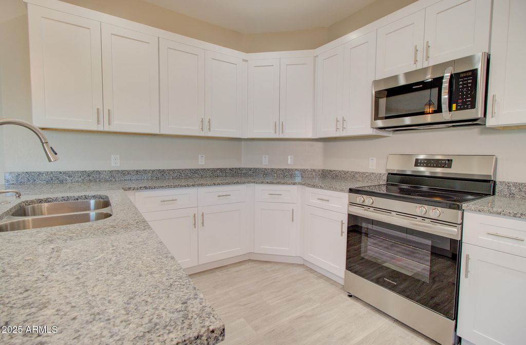 Photo of 3810 N Mohu Drive, Eloy, AZ 85131 (MLS # 6937202)