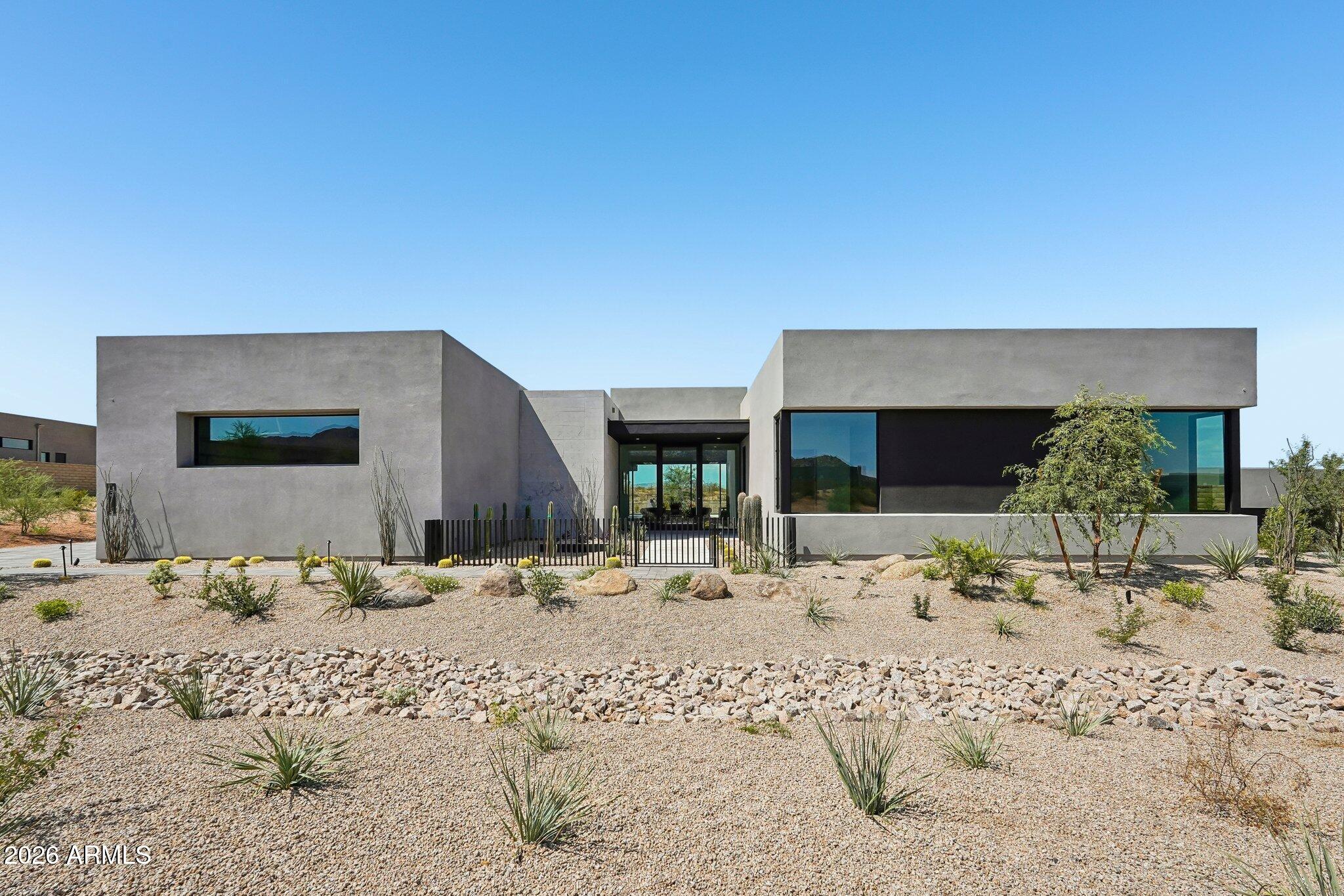 13116 E HARPER Drive