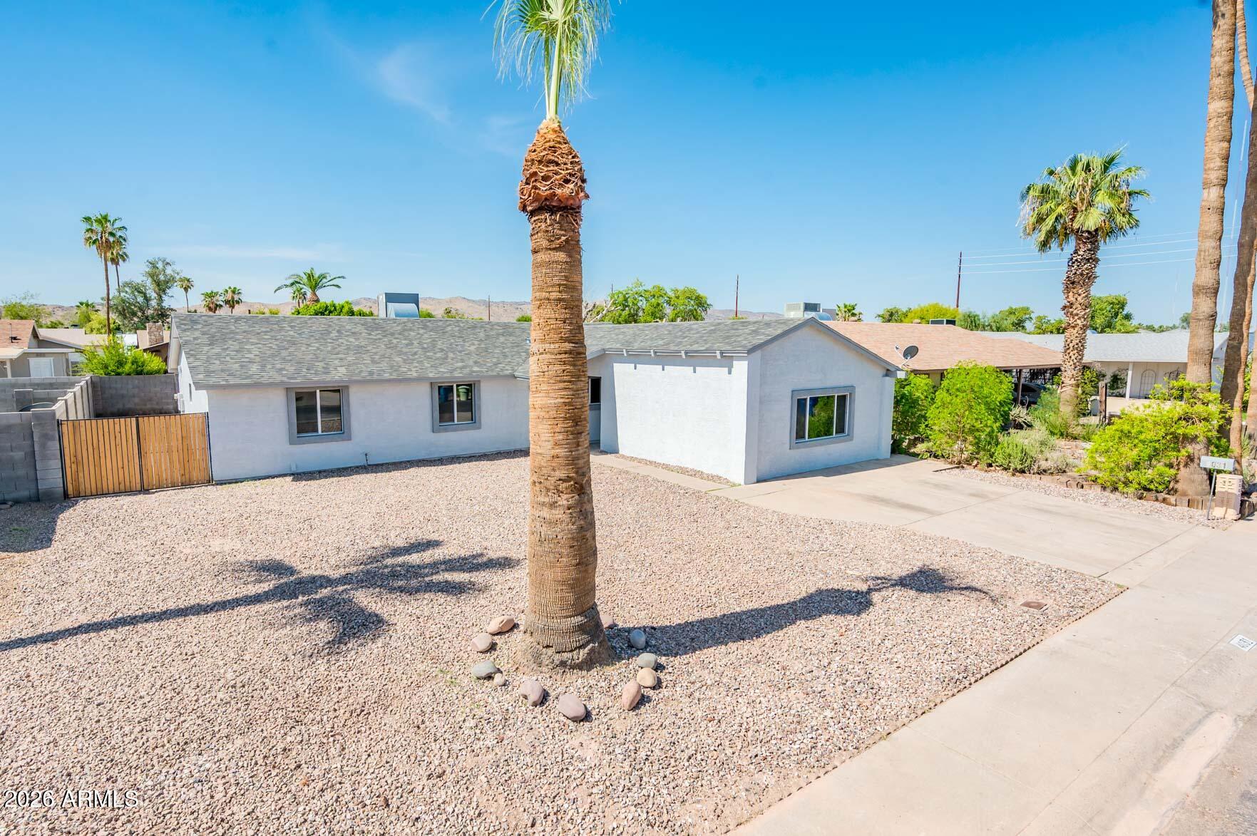 4031 E Nancy Lane