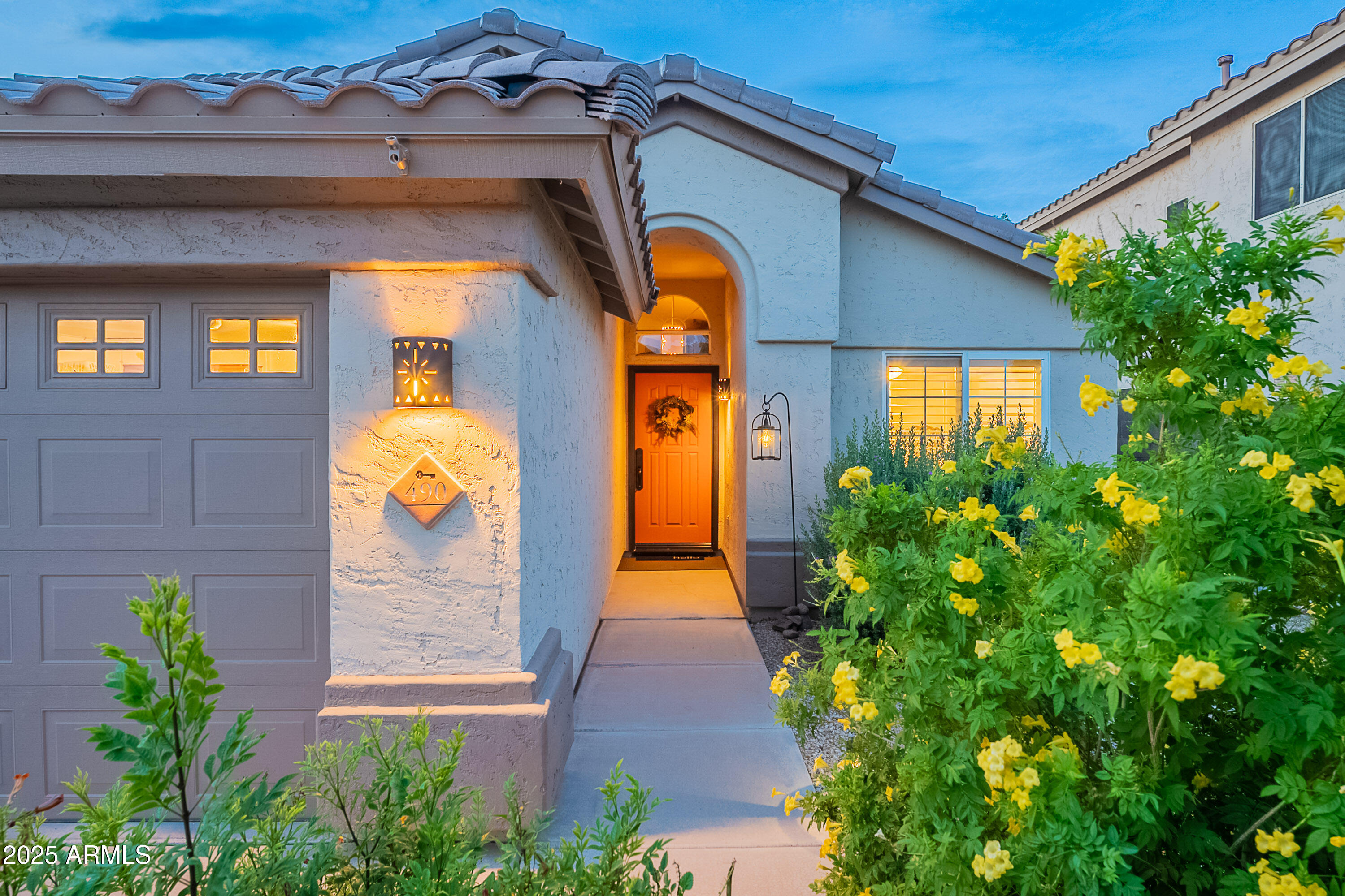 490 W ENCINAS Street