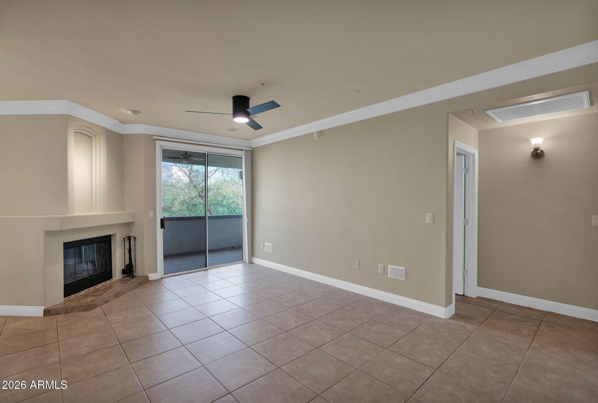 2992 N MILLER Road B209