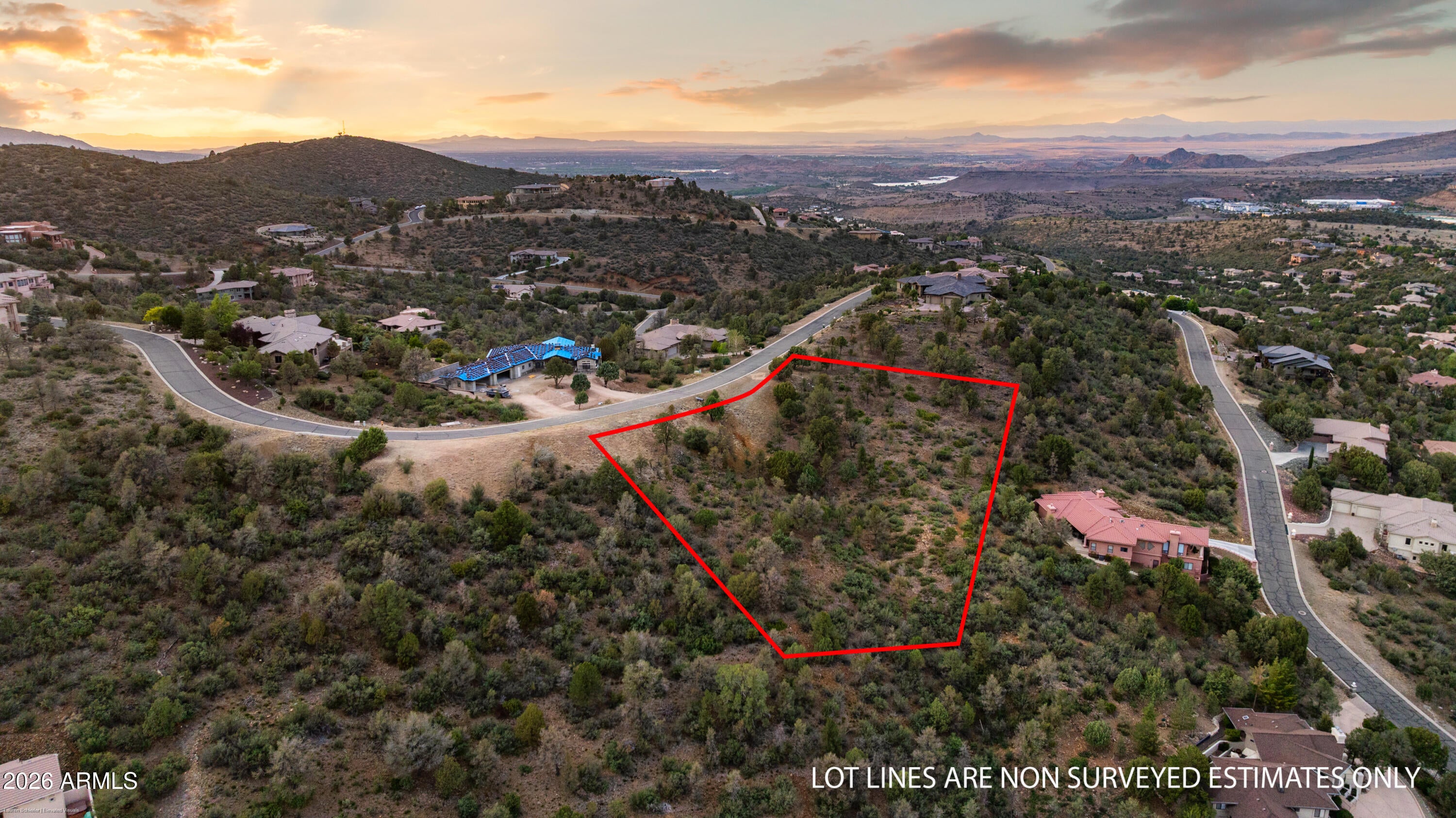 560 SANDPIPER Drive 800