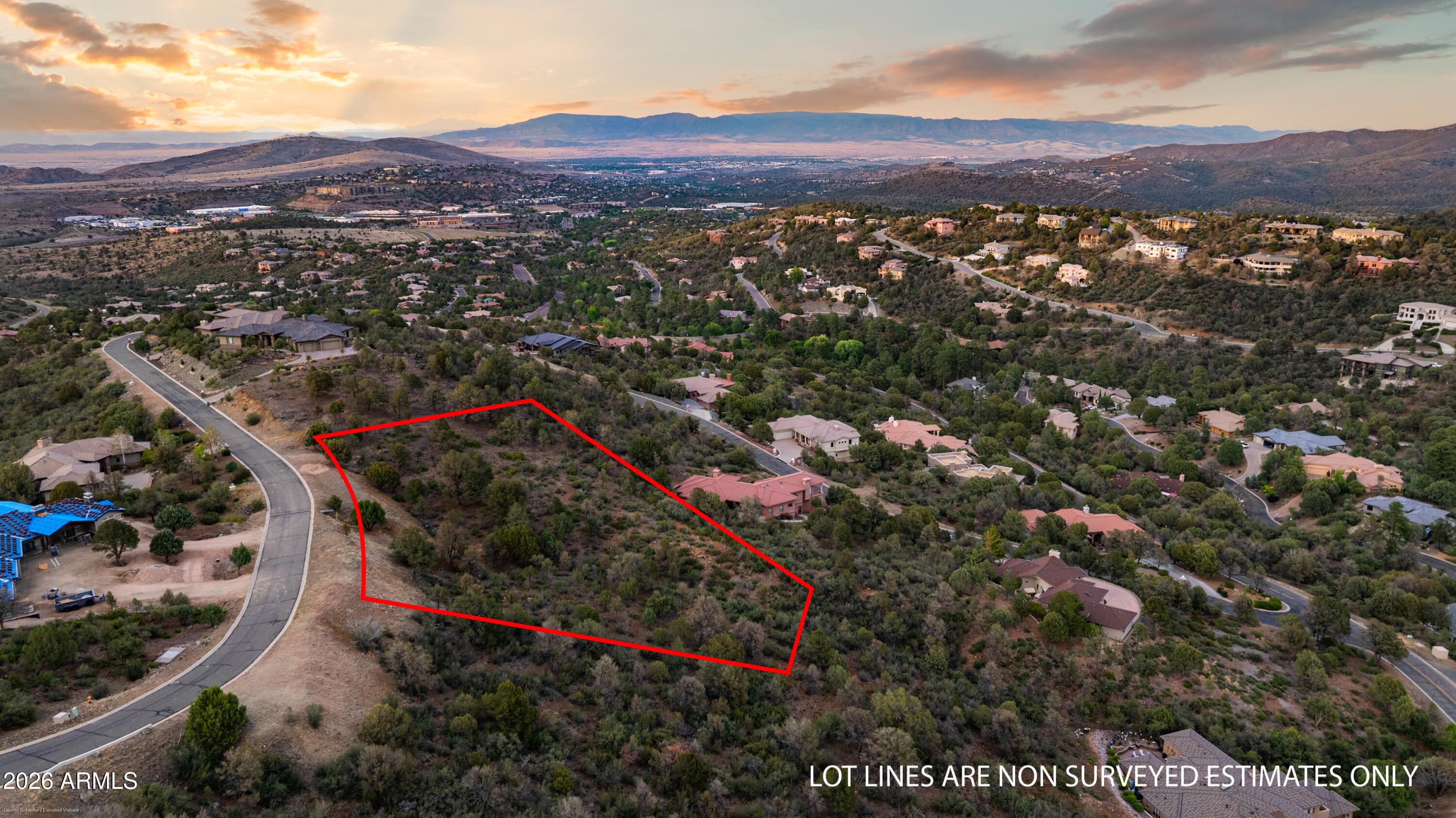560 SANDPIPER Drive 800