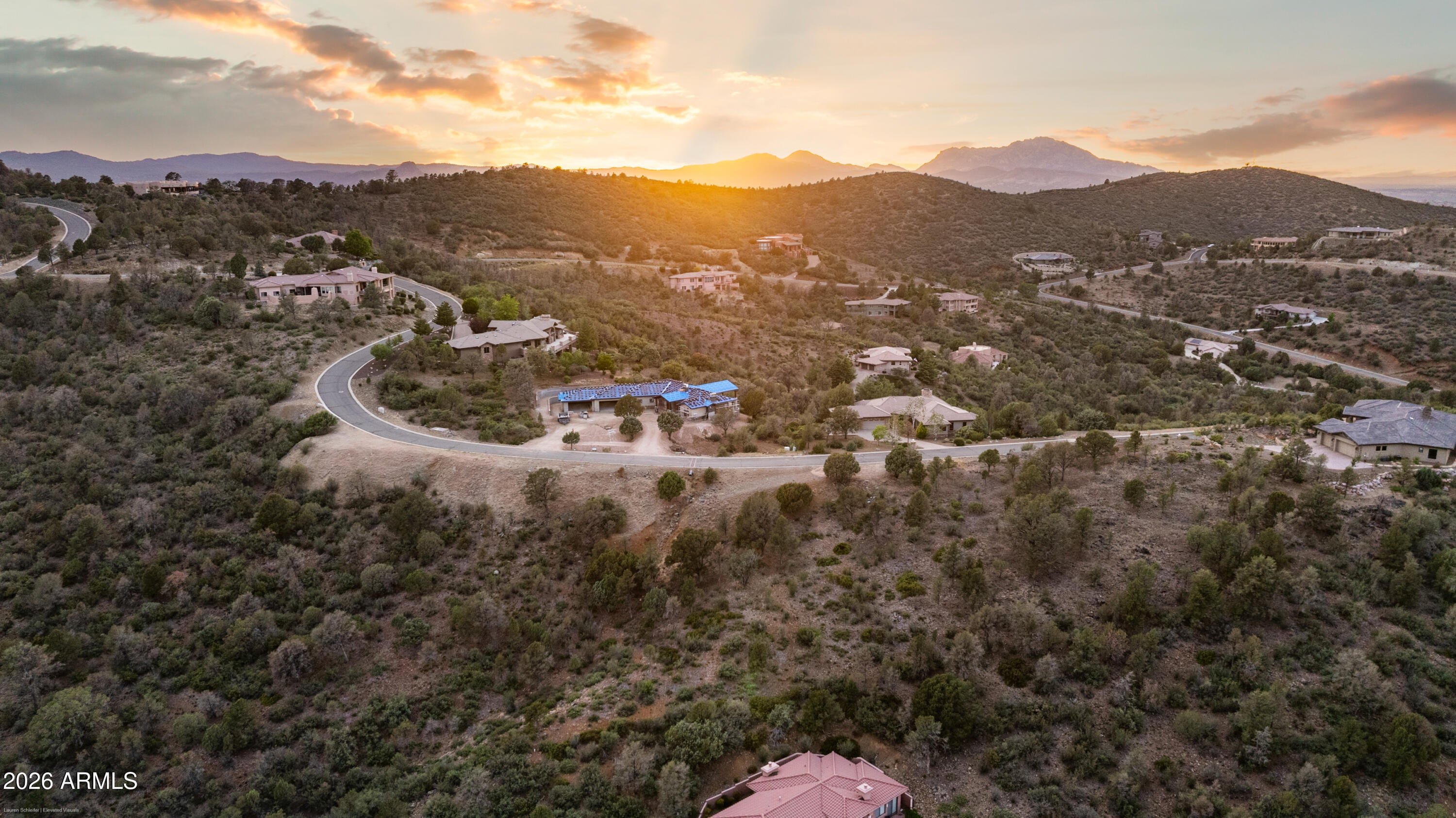 560 SANDPIPER Drive 800