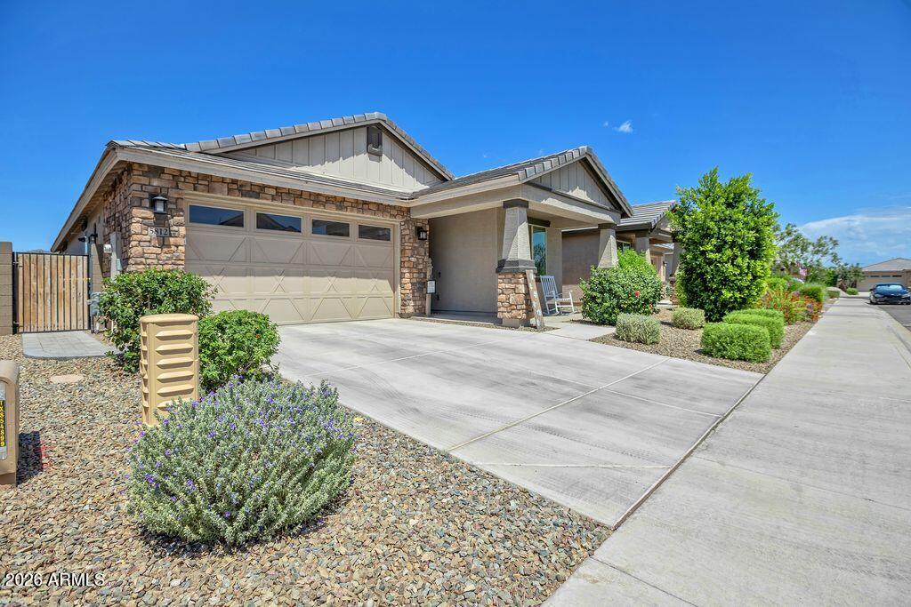Photo of 5812 N 191st Drive, Litchfield Park, AZ 85340 (MLS # 7033192)