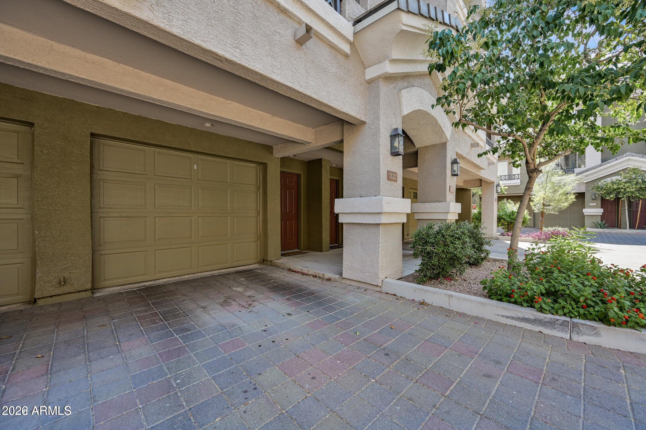 4455 E PARADISE VILLAGE Parkway S 1122