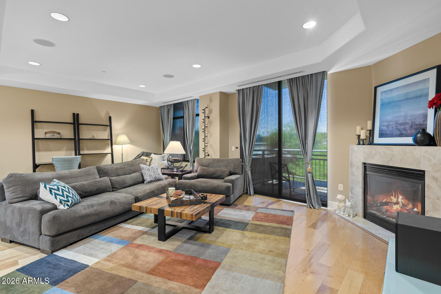 2211 E Camelback Road Unit 207