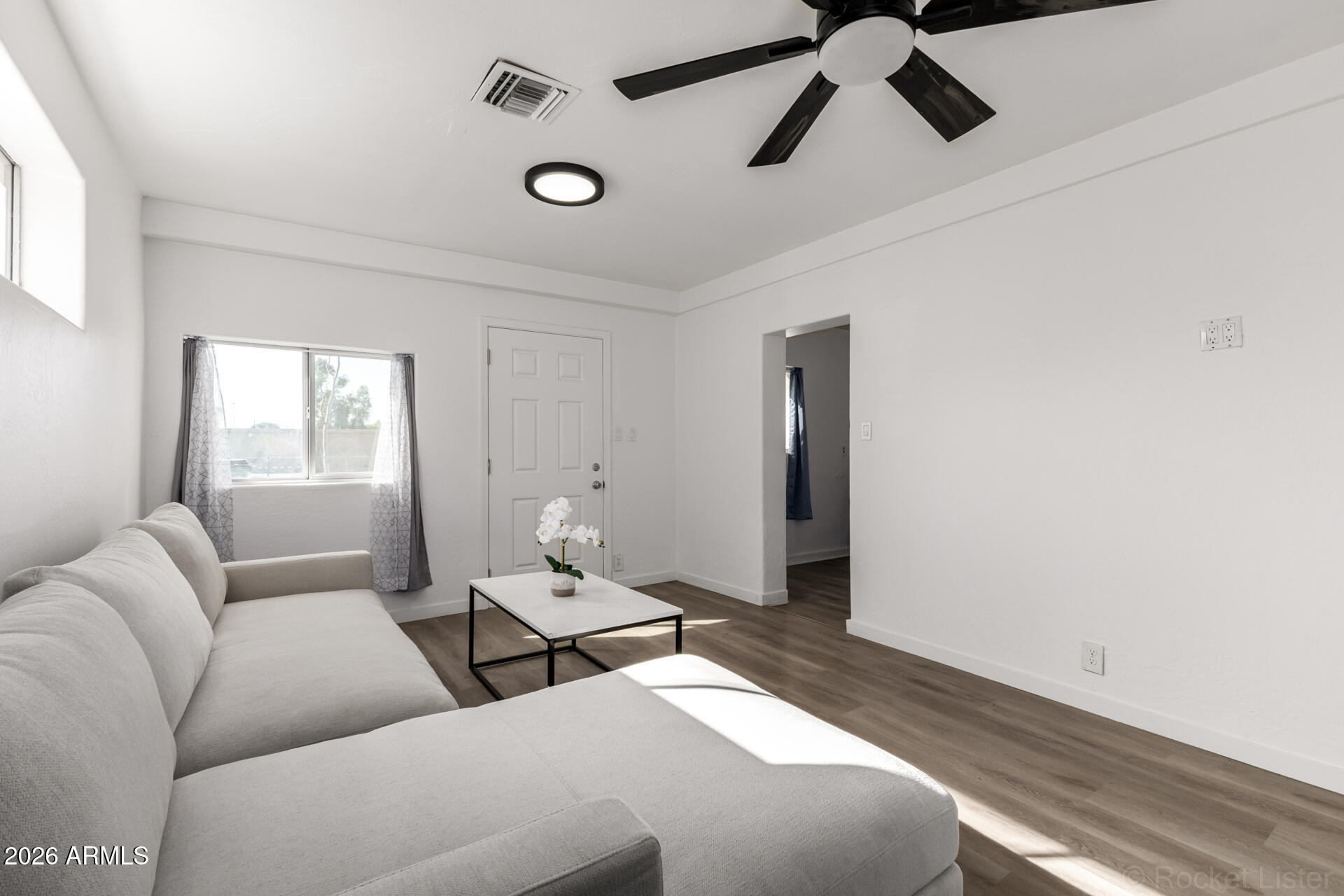 3326 W CULVER Street