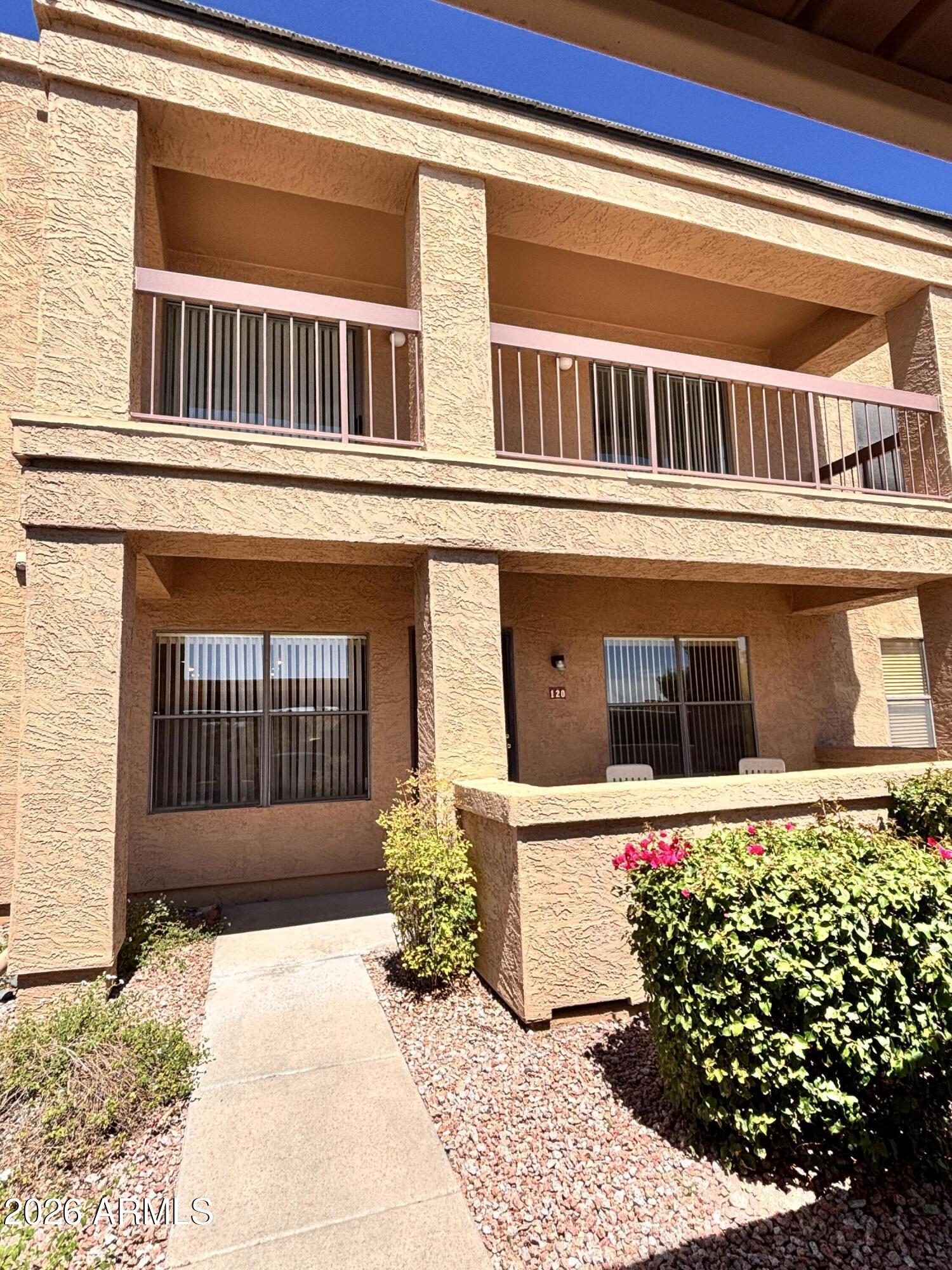 CENTER COURT VILLAS - Residential