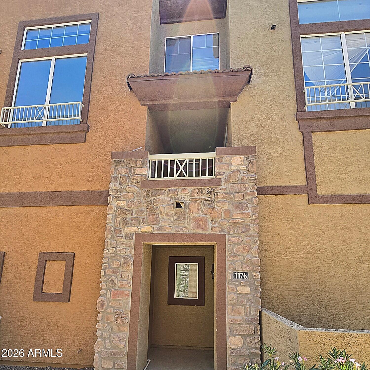 1920 E BELL Road 1176