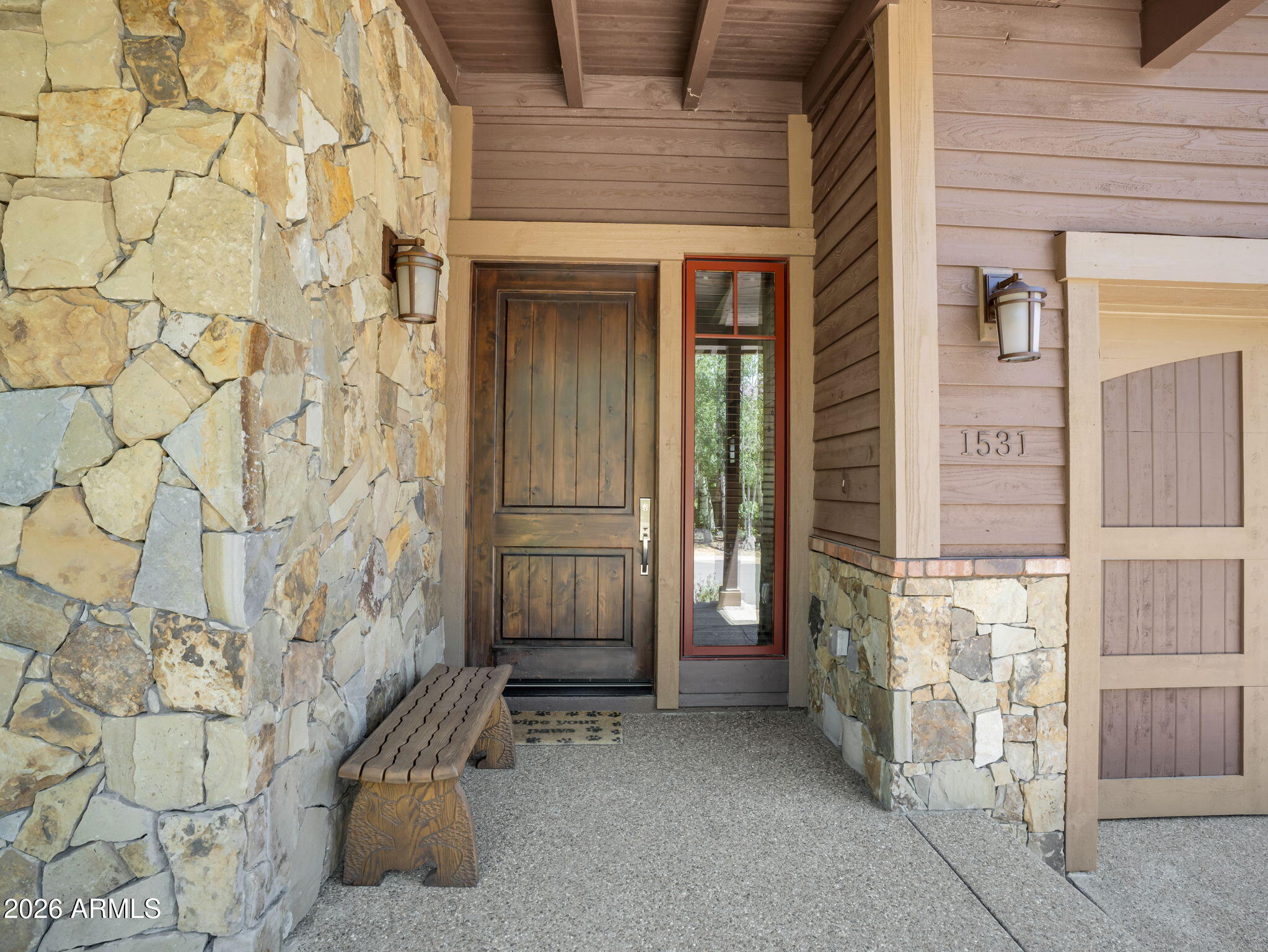 1531 E Castle Hills Drive