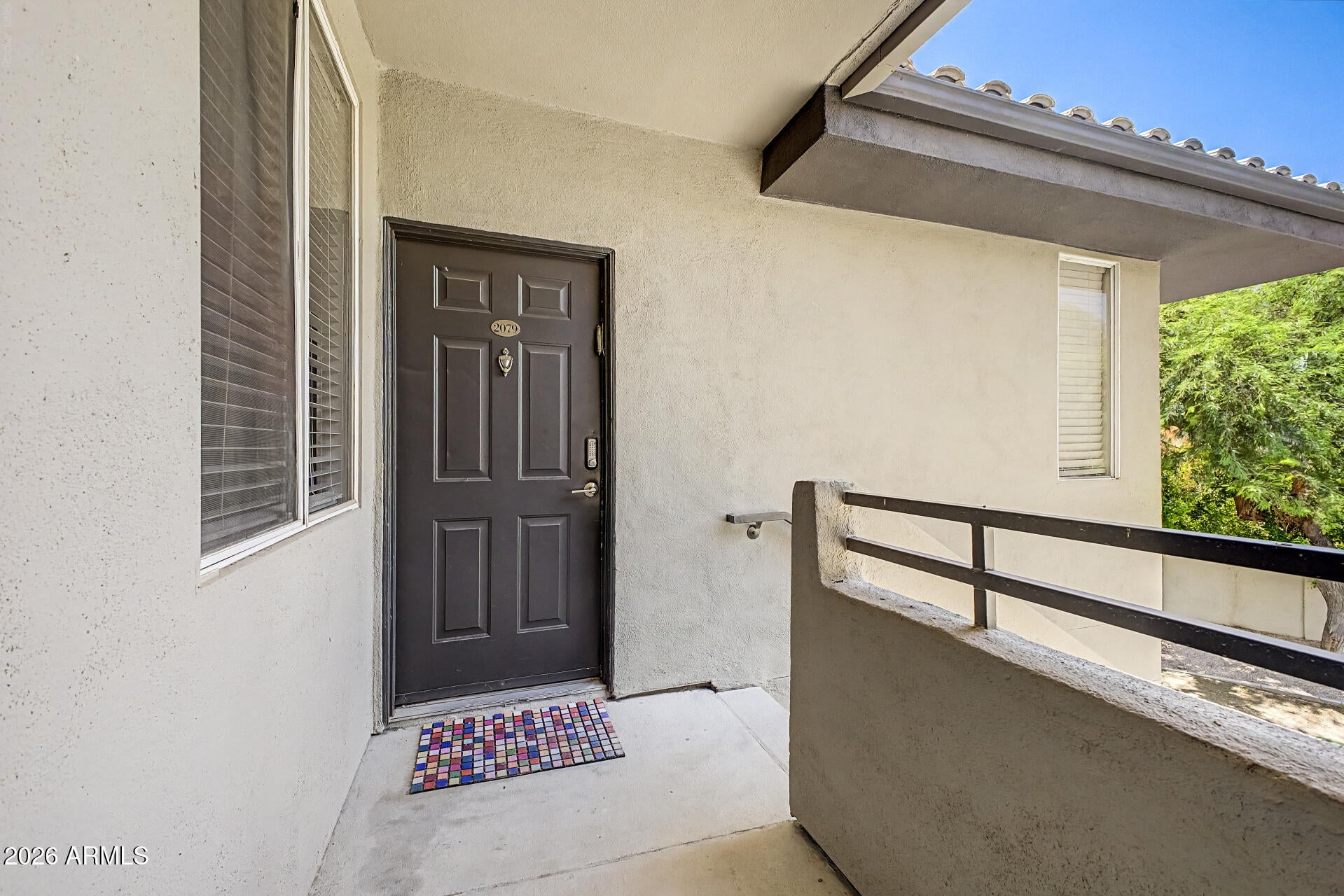 7009 E ACOMA Drive 2079
