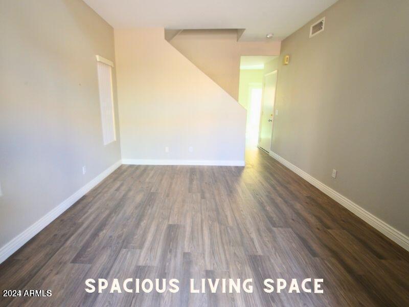 1023 W Janice Drive