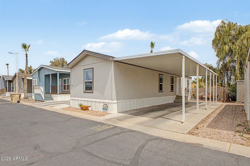 Photo of 4400 W Missouri Avenue #202, Glendale, AZ 85301 (MLS # 7015805)