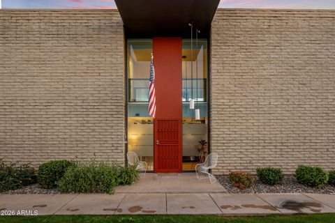 1677 E MARYLAND Avenue Phoenix AZ 85016