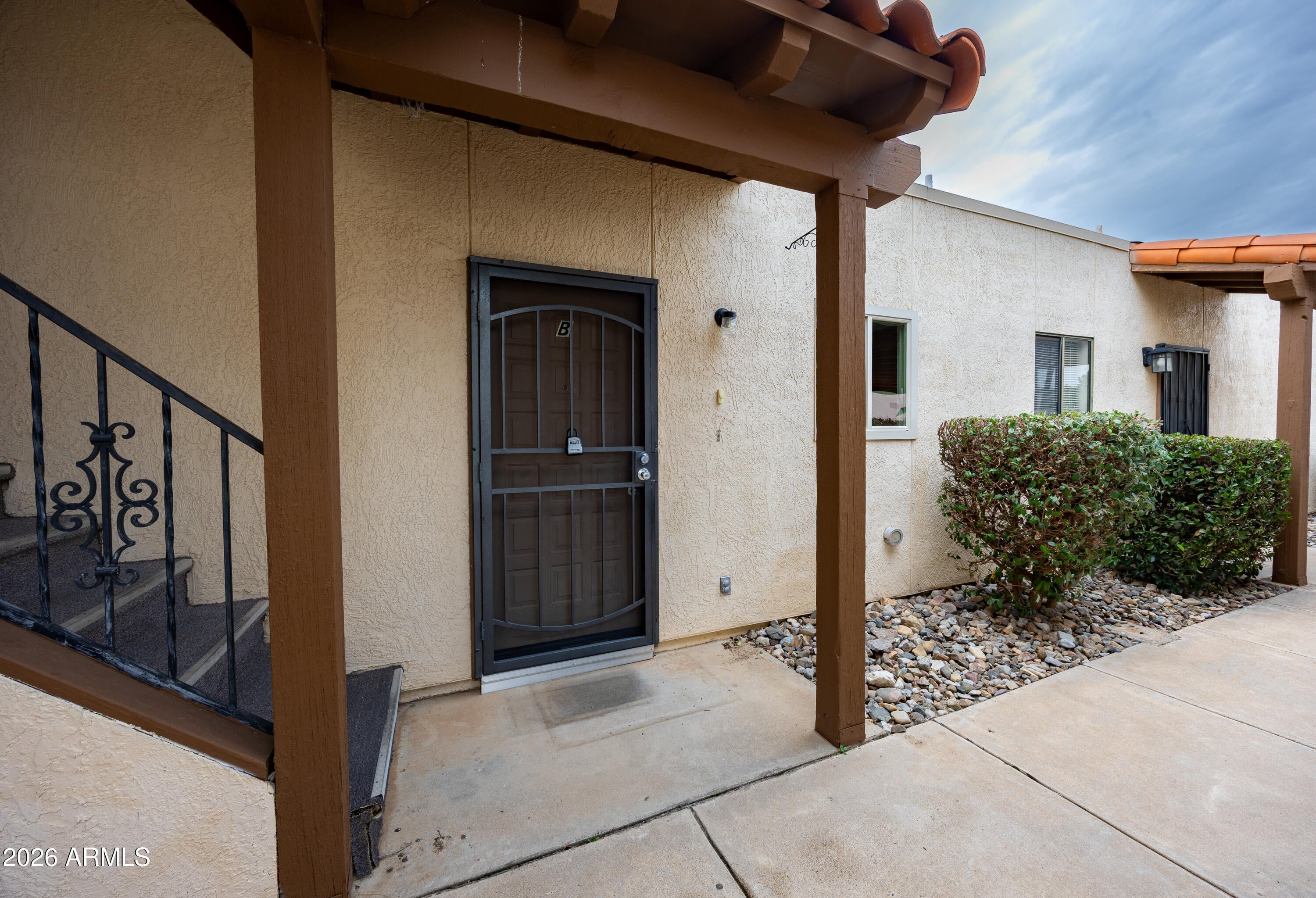 1112 PLAZA ORO LOMA -- B
