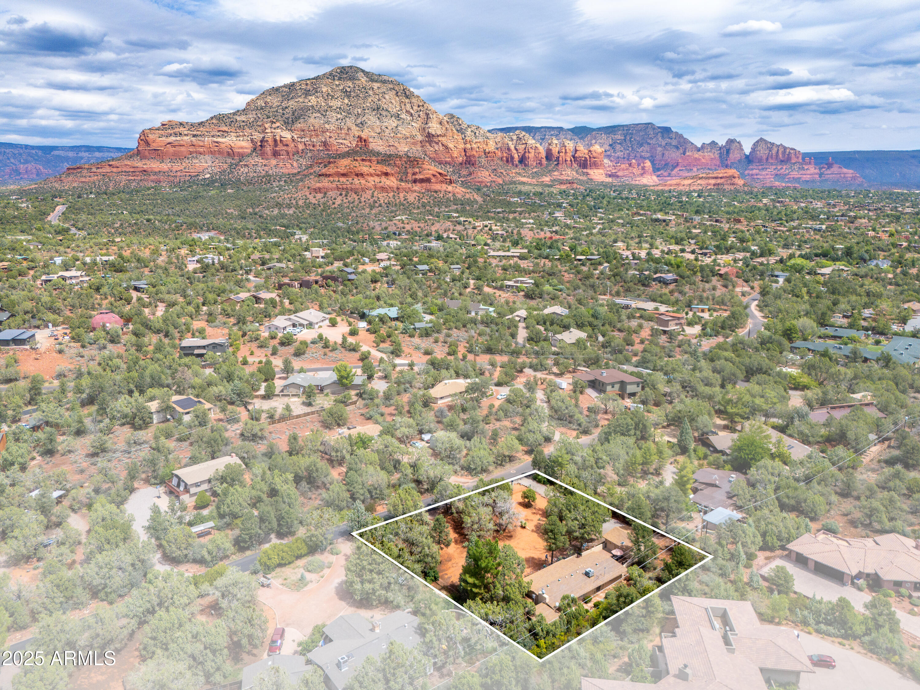 Sedona, Arizona 86336, United States, 3 Bedrooms Bedrooms, ,3 BathroomsBathrooms,Residential,Active,203256