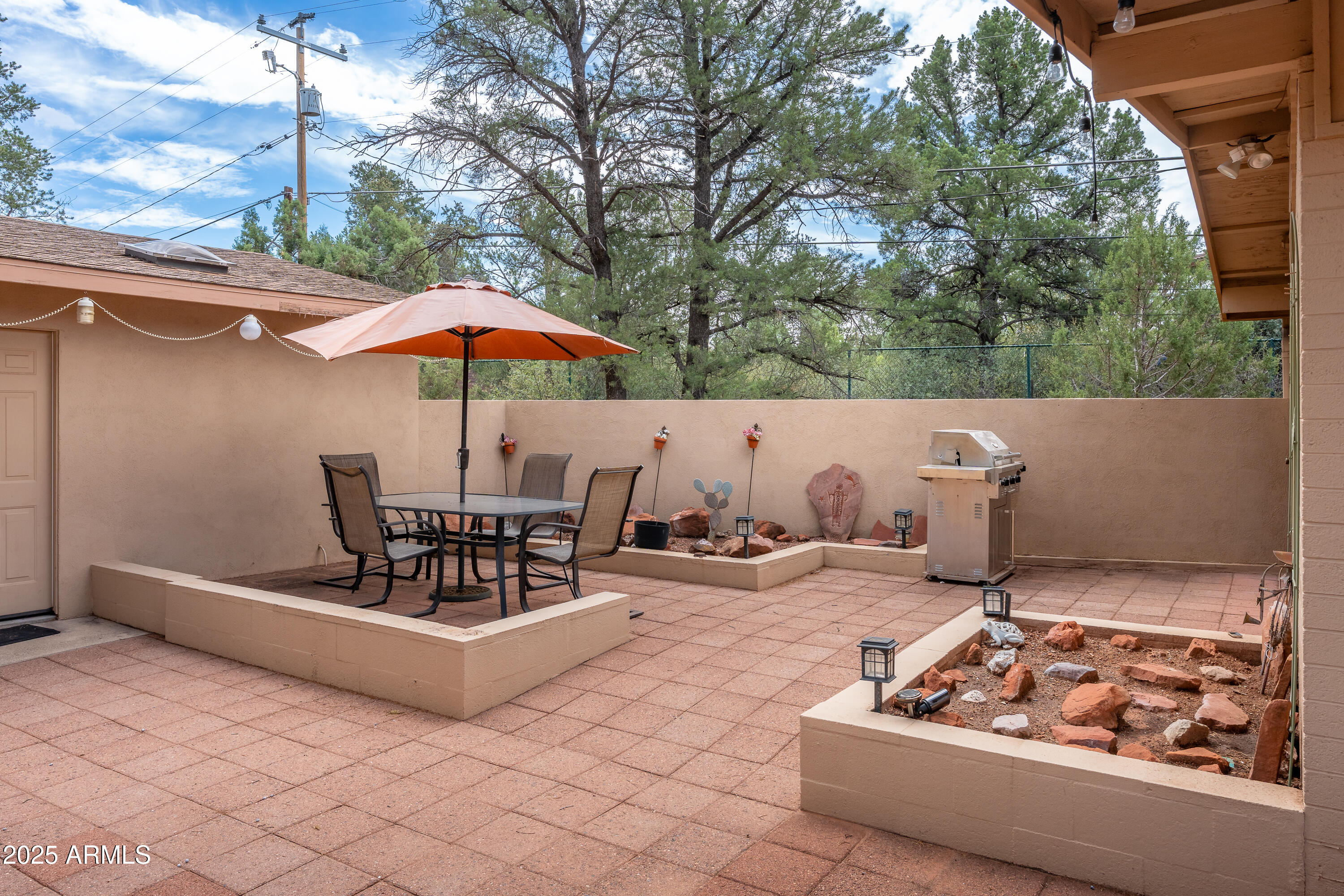 Sedona, Arizona 86336, United States, 3 Bedrooms Bedrooms, ,3 BathroomsBathrooms,Residential,Active,203256