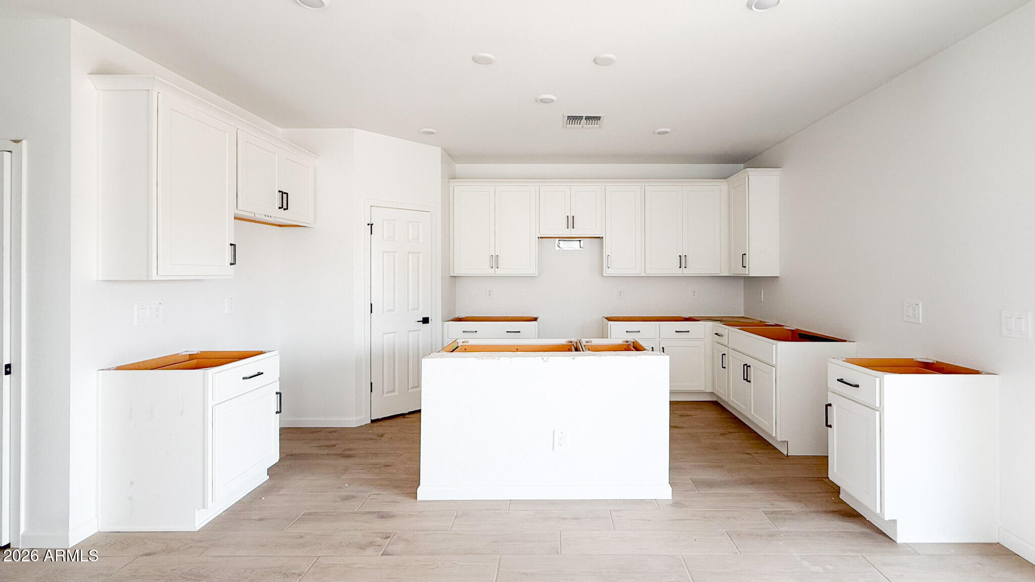 47575 W KENNER Drive