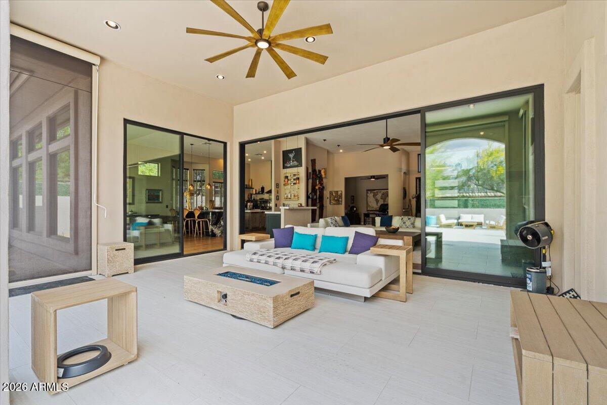 PINNACLE POINT AT LAS SENDAS - Residential