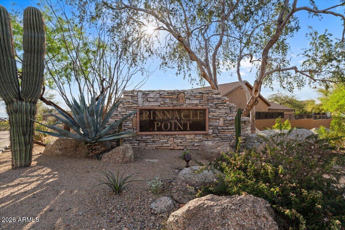 PINNACLE POINT AT LAS SENDAS - Residential