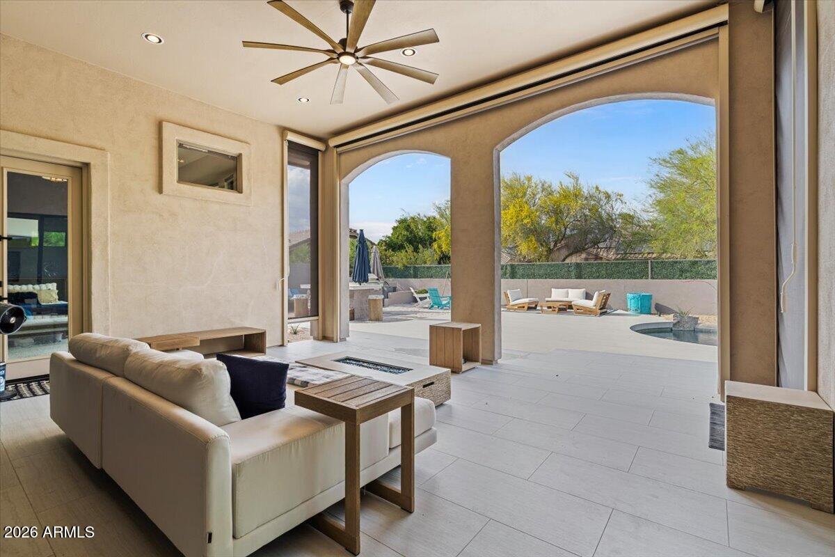 PINNACLE POINT AT LAS SENDAS - Residential