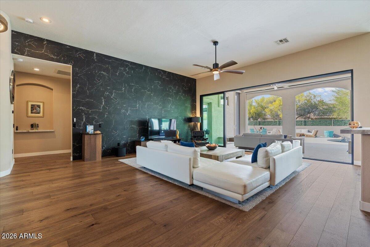 PINNACLE POINT AT LAS SENDAS - Residential