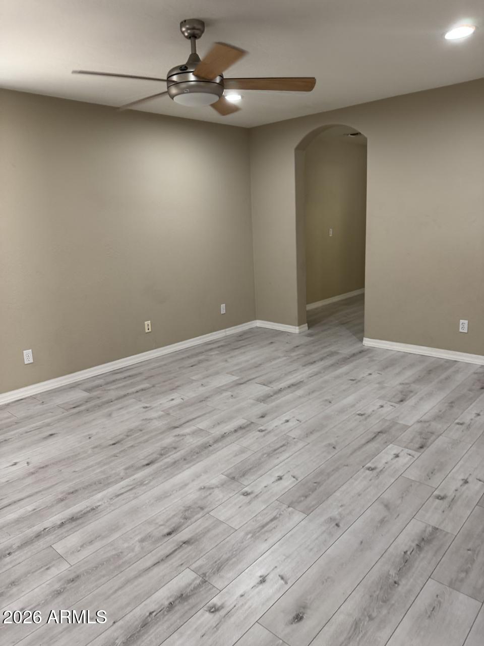 1427 S NEWBERRY Lane