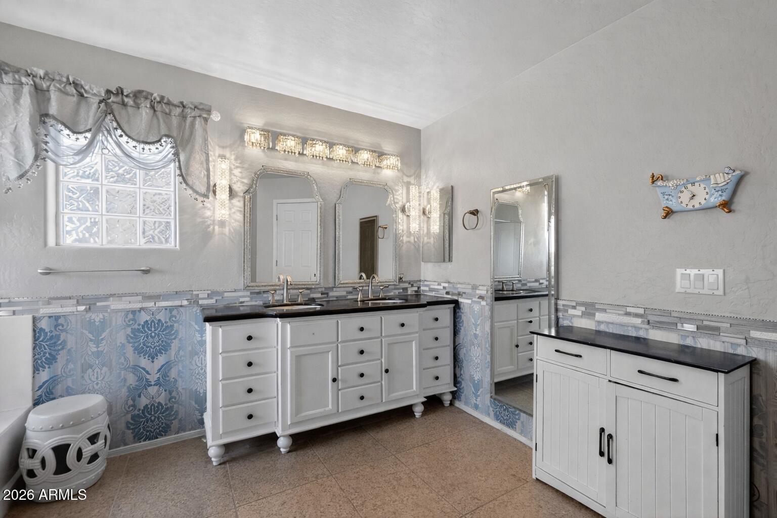 25777 N Sandstone Way