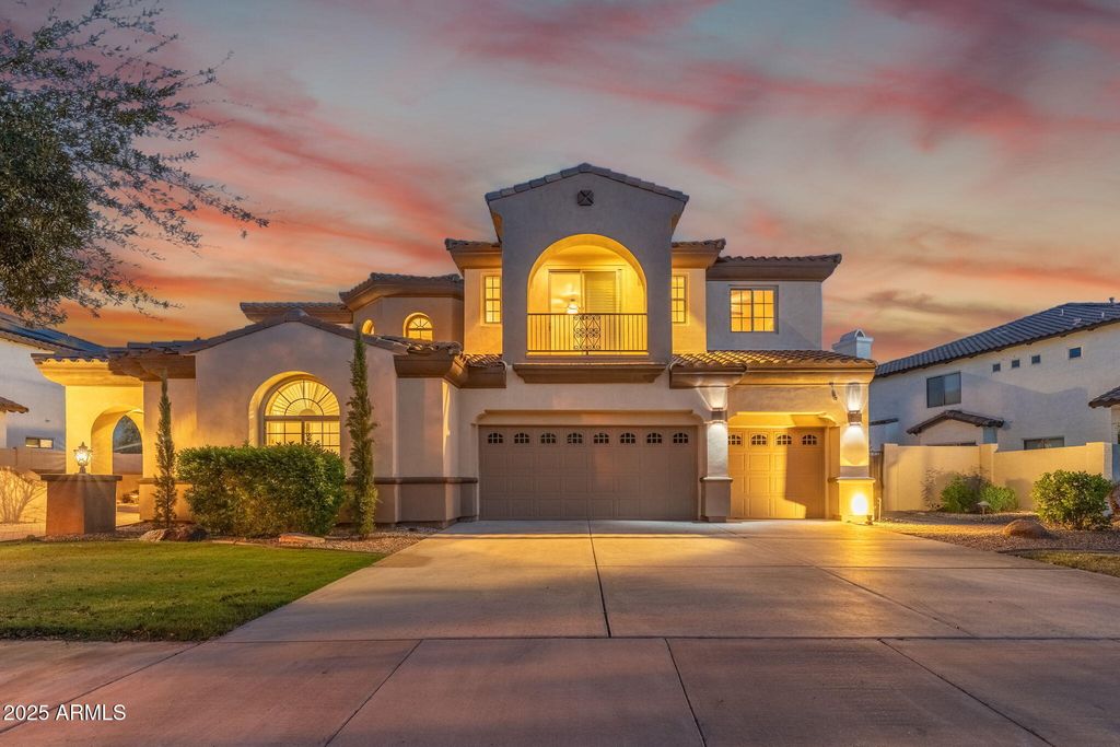 Photo of 795 W Verbena Lane, Litchfield Park, AZ 85340 (MLS # 6963235)