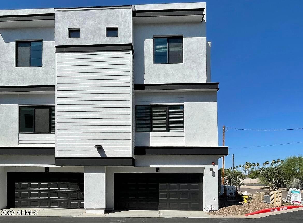 3215 E Flower Street Unit 20