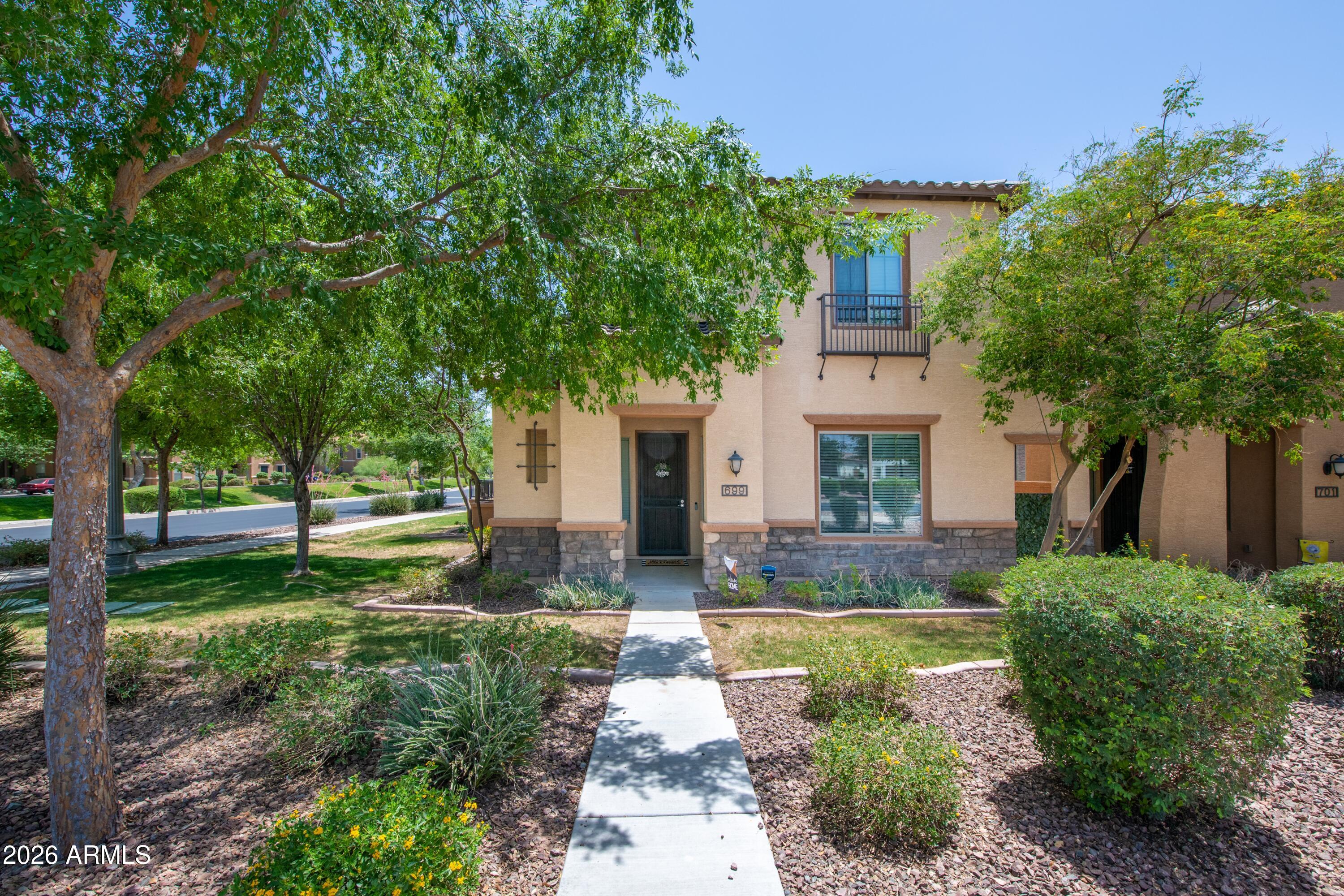 699 W VILLAGE Parkway