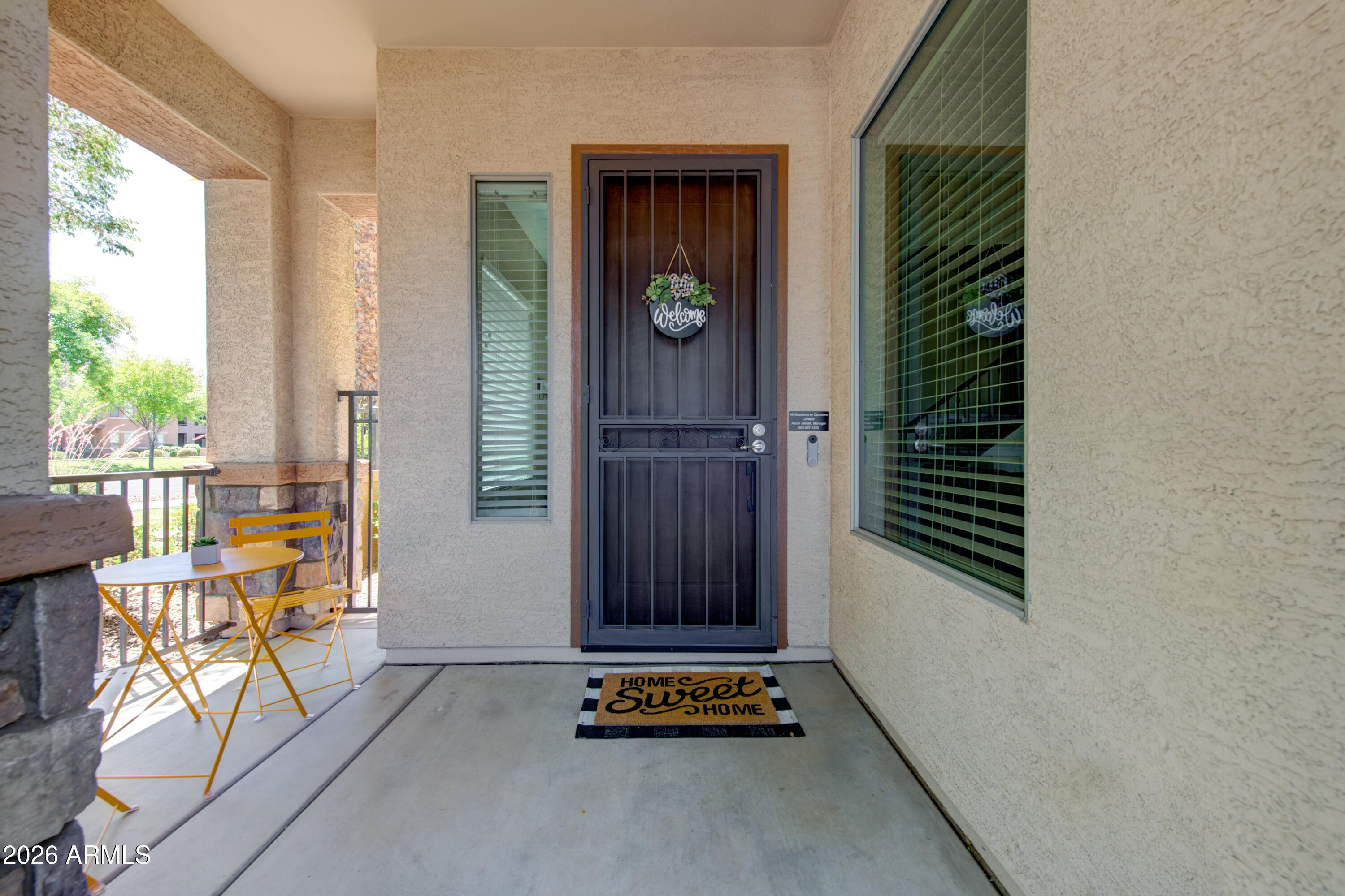 699 W VILLAGE Parkway