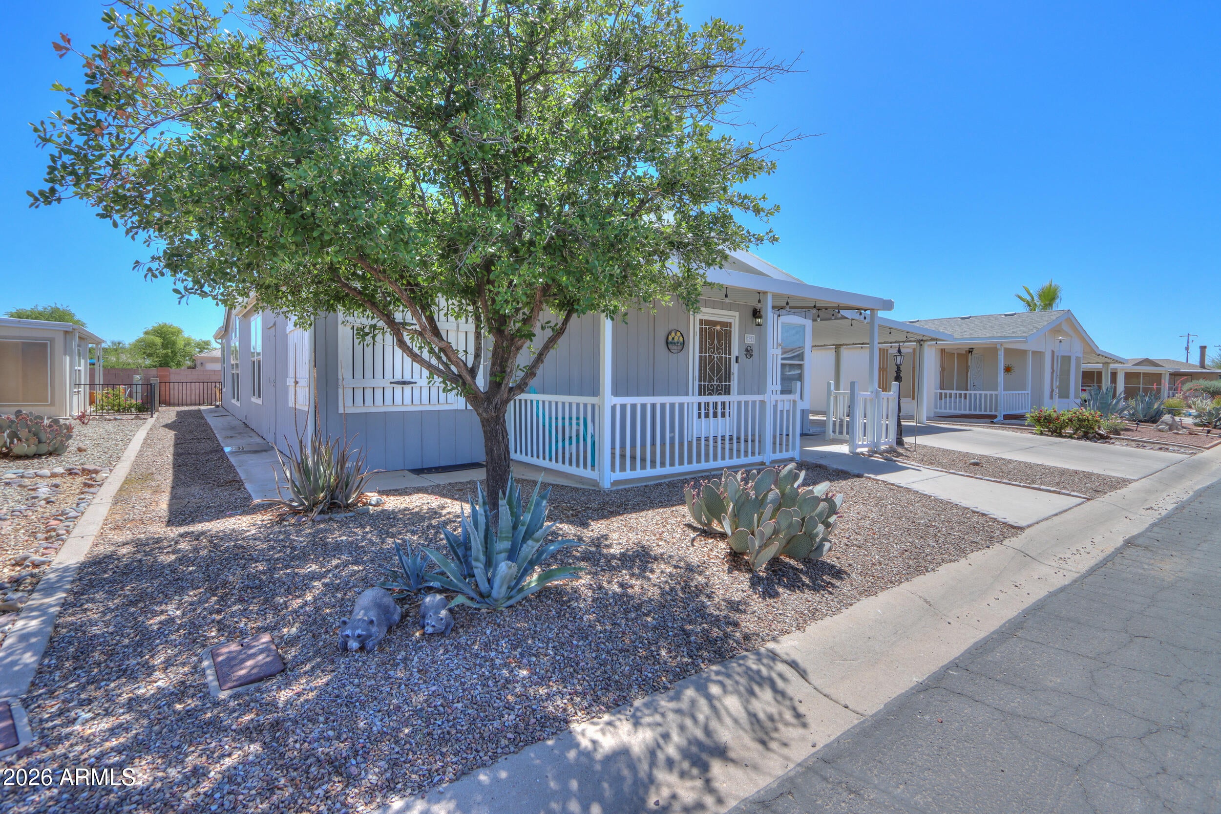 155 E RODEO Road 09
