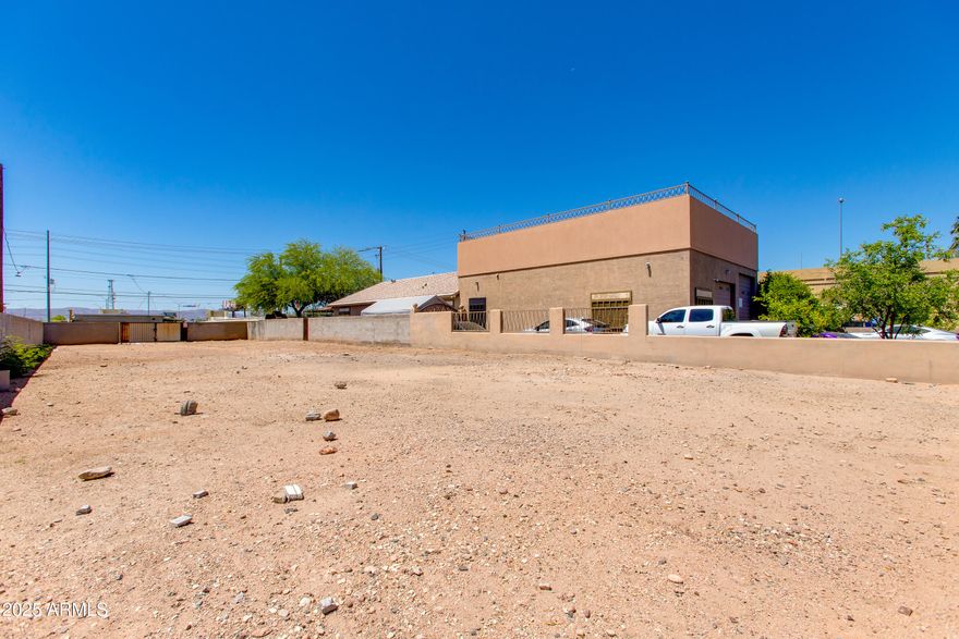 Prime Development Opportunity!

Incredible opportunity to own a lot in a up and coming area. This property can come with plans for a modern sixplex, offering excellent potential for investors or builders looking to hit the ground running.

Whether you're ready to take over the current vision or prefer to bring your own, this lot is being offered with or without the plans.

Located in an area experiencing strong growth and demand for multifamily housing, this is a rare chance to capitalize on future income potential.