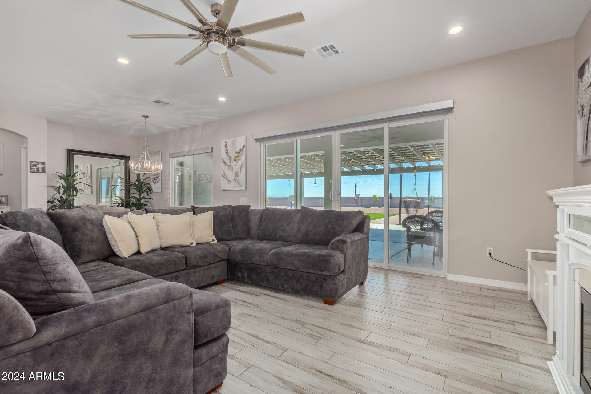 10265 W APPALOOSA Trail