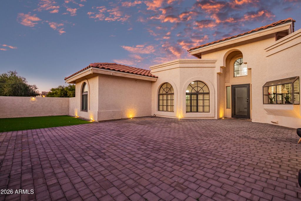 Photo of 18942 E Mountainaire Drive, Rio Verde, AZ 85263 (MLS # 7003738)