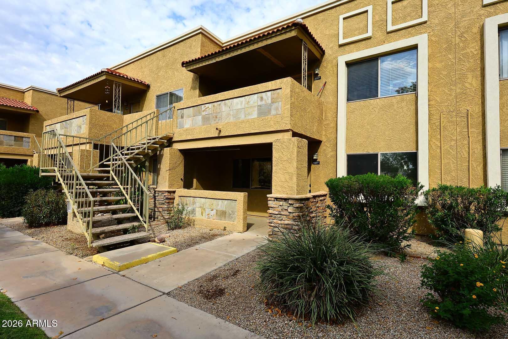 303 N Miller Road 1007