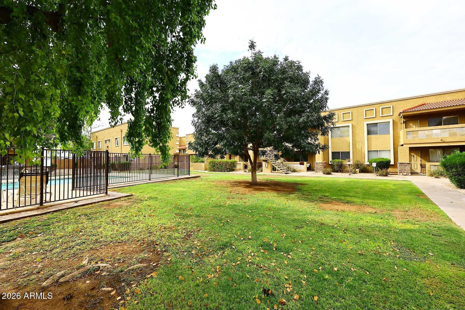 303 N Miller Road 1007